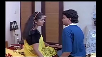 Mallu Uma Maheswari’s Forbidden Uncensored Video: Panty Ripped Off In Raw, Steamy Action