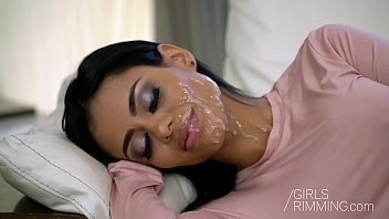 Heavenly Or Hellish: A Gang’s Wet Dream Of Tongue-twisting Rimming