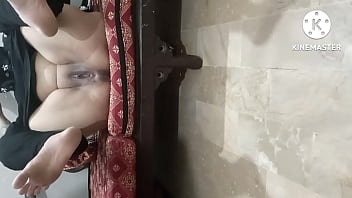 Morning Fuck With A Horny Pakistani Bhabhi