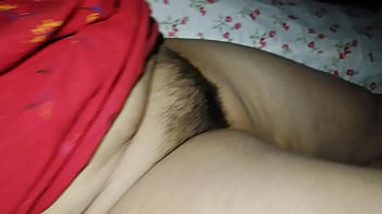 Desi Bhabi’s Hairy Pussy Gets A Thorough And Steamy Cleaning