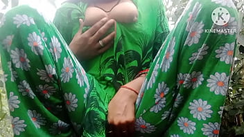 भाभी के साथ जंगल में गर्म मुलाकात, देसी चुदाई का मजा लेकर पानी निकाला