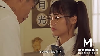 Fresh-faced Schoolgirl Wen Rui Xin Gets Her First Lesson In Pleasure At Mdhs