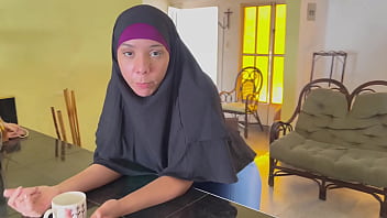 Seducing My Arab Muslim Stepmom In Her Hijab