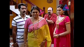 Mallu Screen Siren Chitra Shenoy’s Steamy On-screen Allure