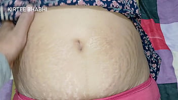 बेटे के हाथों पिघलकर मैंने उससे अपनी चूत मरवाई