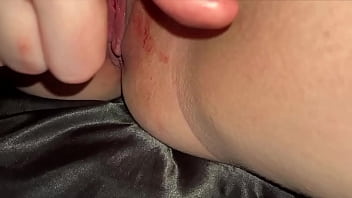 Innocent Arabian Snow White From La Gets Her Tight 18-year-old Pussy Dripping Wet For The First Time As She Moans Through A Deep Fingering Orgasm