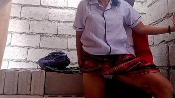Filipina Coed Gets Nailed In Deserted Construction Zone