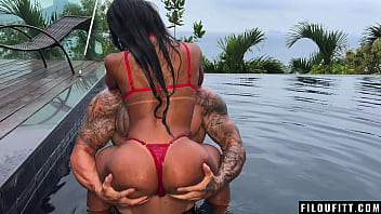 Sultry Brazilian Bombshell With A Juicy Peach Gets Railed In The Garden