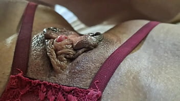 Follada Casera Con Una Milf Cachonda Y Un Creampie Delicioso