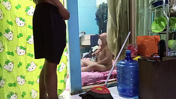 Malam Panas Bersama Kakak Ipar Yang Ketahuan Lagi Asyik Meraba-raba Sendiri