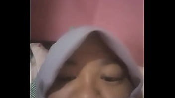 Hot Desi Aunty With All The Right Curves