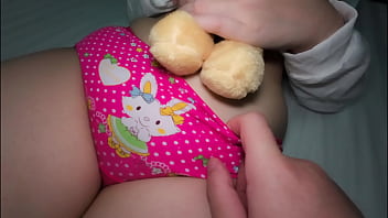 สาววัยใสโดนกระแทกจนน้ำแตกใน