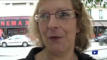 Françoise, La Quarantaine Affamée De Queue