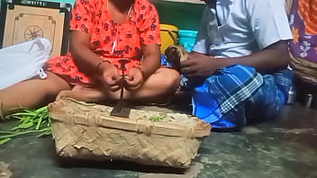 Sizzling Tamil Aunty Slices Veggies While Uncle Gropes Her Juicy Melons