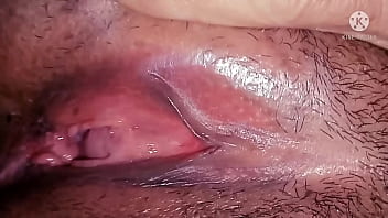 Skilled Arabian Mouth Pleasures