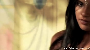 Lost In The Heat Of Her Indian Lover’s Embrace