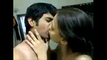Sonia Bhabhi And Sunny’s Sizzling Indian Lip-lock