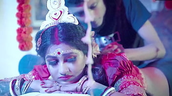 Desi Jodi Ki Garam Pehli Raat – Kothe Jaisi Hindi Awaaz Mein