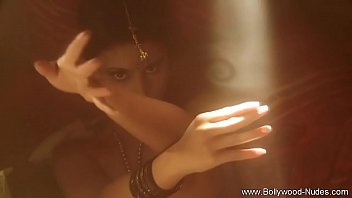 Bollywood’s Wild Nature Babe Unleashed