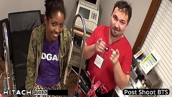 Freshman Coed Lotus Lain Gets Her Tight Little Pussy Absolutely Wrecked By Doctor Tampa’s Magic Wand During A Wild College Physical Exam At Hitachihoes