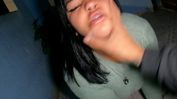 A Amiga Da Minha Ex-mulher Veio Dormir Aqui E Eu Não Esperava Que Ela Fosse Ficar Só De Calcinha