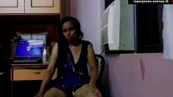 Aunty Ki Chokti Choot Ki Pyas Bhujane Ka Mazedaar Tarika, Uski Geeli Puti Aur Bhadakti Hui Aag Ka Maza Lo