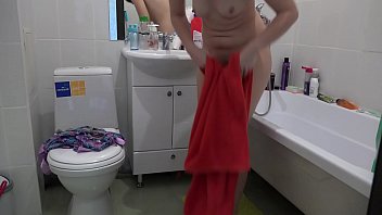 Sultry Brunette Soaps Her Plump Ass In The Shower, Teasing Her Wet Cunt With A Pulsing Stream And A Thick, Slick Dildo.