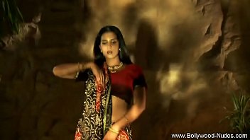 Sultry Indian Temptress Dripping With Exotic Desire