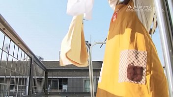 欲求不満な爆乳人妻の淫らな日常 前編 2