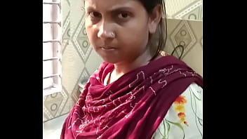 Sizzling Bengali Bhabhi’s Forbidden Desires