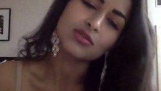 Exotic Desi Cam Queen Maya Rati’s Naked Tease & Seductive Show