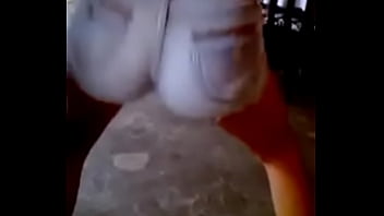 Ardiente Y Desesperada En Cali, Implorando Por Una Polla Dura