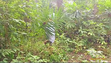 Feral Fucking In The Forest With A Voluptuous Ebony Stepmom