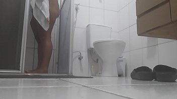 Paty’s Crossfit Gym Glory Hole: Golden Bull’s Ass-worship Sanctuary