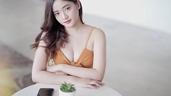 Gadis Indonesia Yang Menggoda Dengan Pesona Manis Dan Seksi