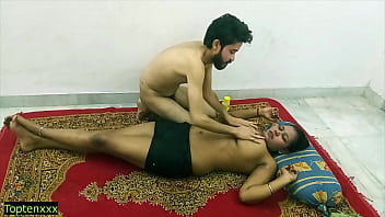 Sizzling Indian Beauty Offers A Steamy Massage And Passionate Lovemaking To A Young Man!