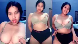 Montoknya Abg Vira Bikin Goyang