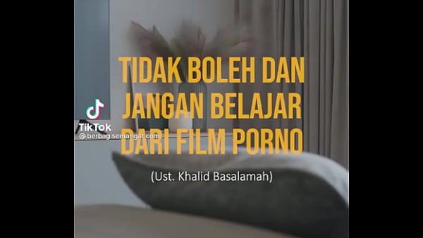 Gadis Indonesia Yang Menggoda