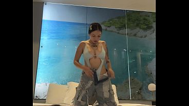 Sultry Young Vixen Olivia Quinn Unleashed