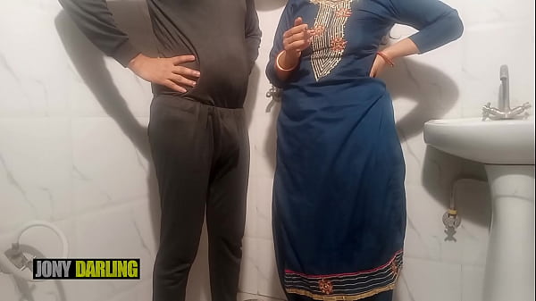 Punjabi Bhabhi Gets Ravished By Bihari Lover In A Steamy Bathroom Smoke Session, Raw Dirty Talk In Hindi And Punjabi