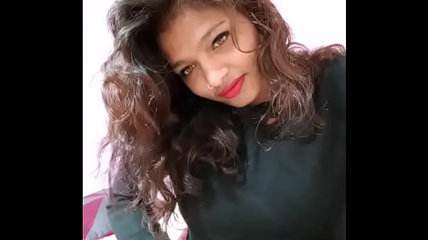 Sarika’s Desi Delight: A Naughty Teen’s Homegrown Porn Tease
