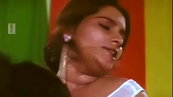 Mature Attendant’s Sensual Oil Massage For Master | Steamy 2001 Telugu Short Film