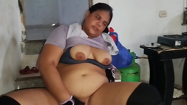 Curvas Colombianas Ardientes: Del Sudor Del Gimnasio Al Clímax Solitario