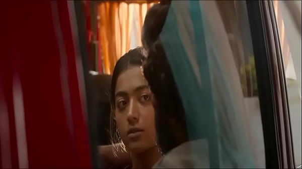 Sizzling On-screen Romance: Rashmika Mandanna And Allu Arjun’s Electric Chemistry