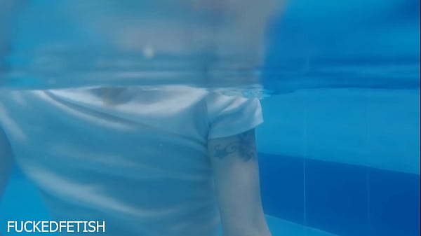 Drenched In Rock: Ashley Rose’s Sultry Soak