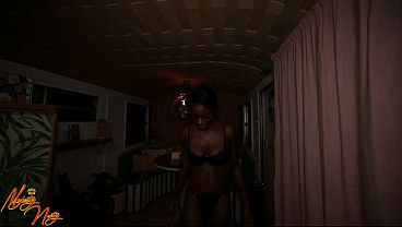 Ebony’s Wild Encounter Beneath The Treetop Hideaway