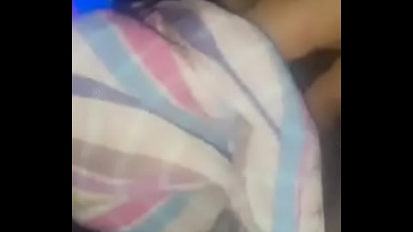 Sizzling Secret: Tamil Housewife’s Intimate Affair Caught On Camera