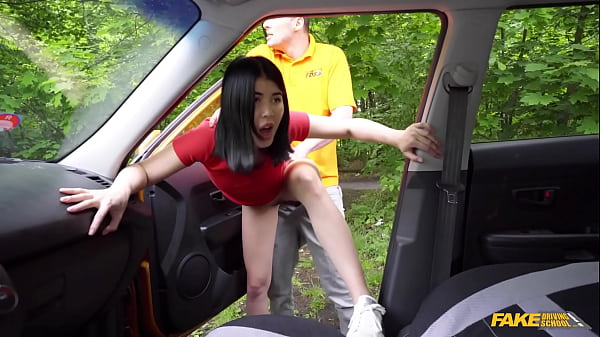Seductive Asian Co-pilot Teases With Oral Lessons At The Wheel