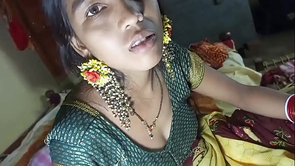 Deshi Priya Bhabhi’s Forbidden First-time Cheating Encounter
