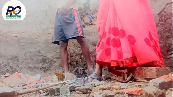 भाभी की गर्म गांड देख देवर का खड़ा हुआ लंड